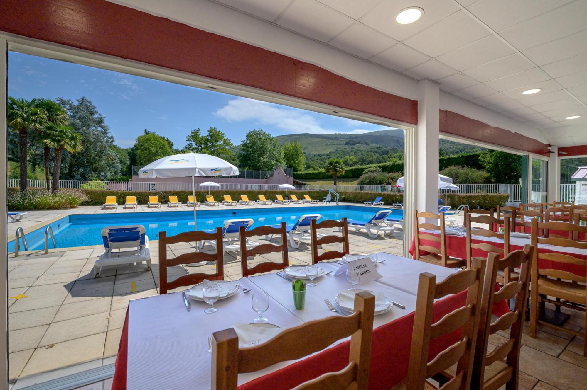 Village Club Le Saint Ignace Ascain Exterior photo